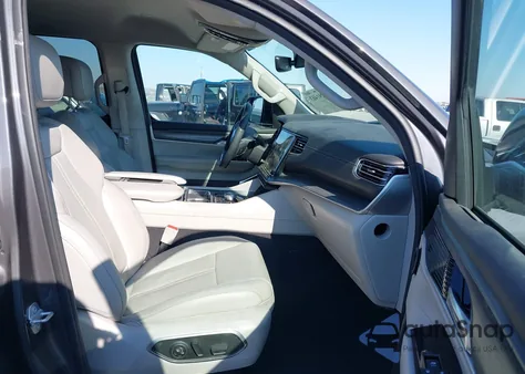 2023 Jeep Wagoneer L Series Iii 4X4 z USA, uszkodzony, nr VIN 1C4SJSDPXPS540771